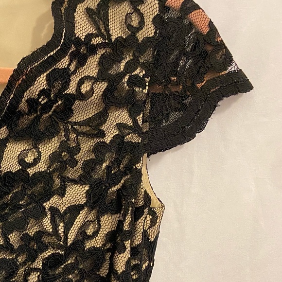 East 5th petite Black Dress with lace top Size 4P - Picture 6 of 7